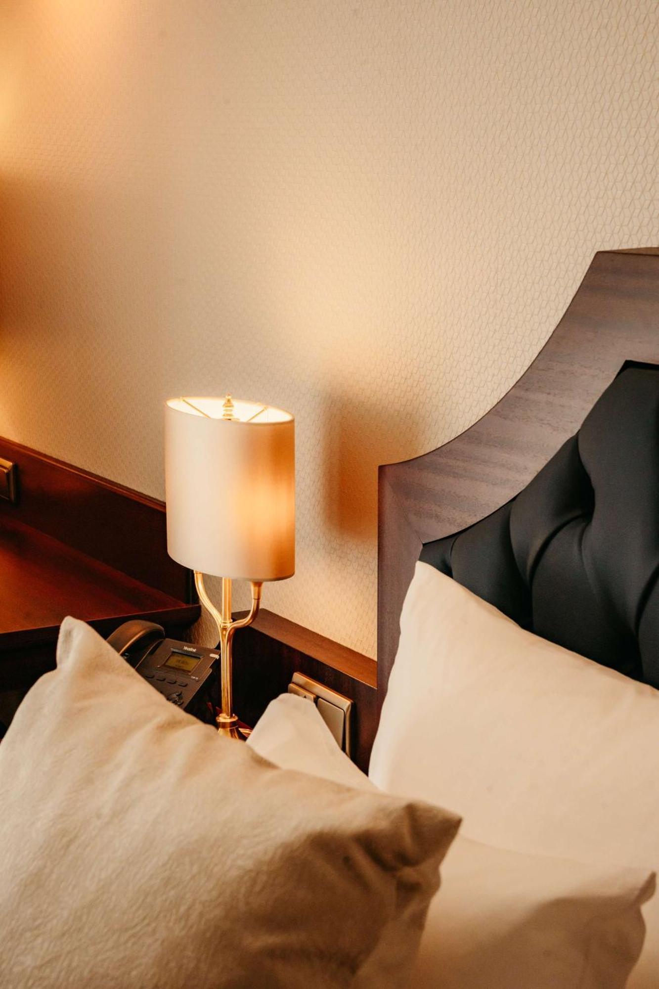 Grand Hotel Karel V Utrecht Exteriér fotografie A lampshade
